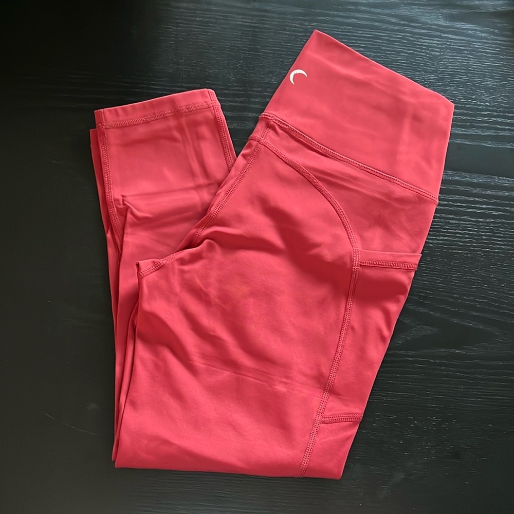ZYIA capris - Red
